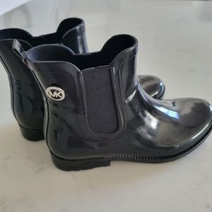 Michael Kors ankle rain boots